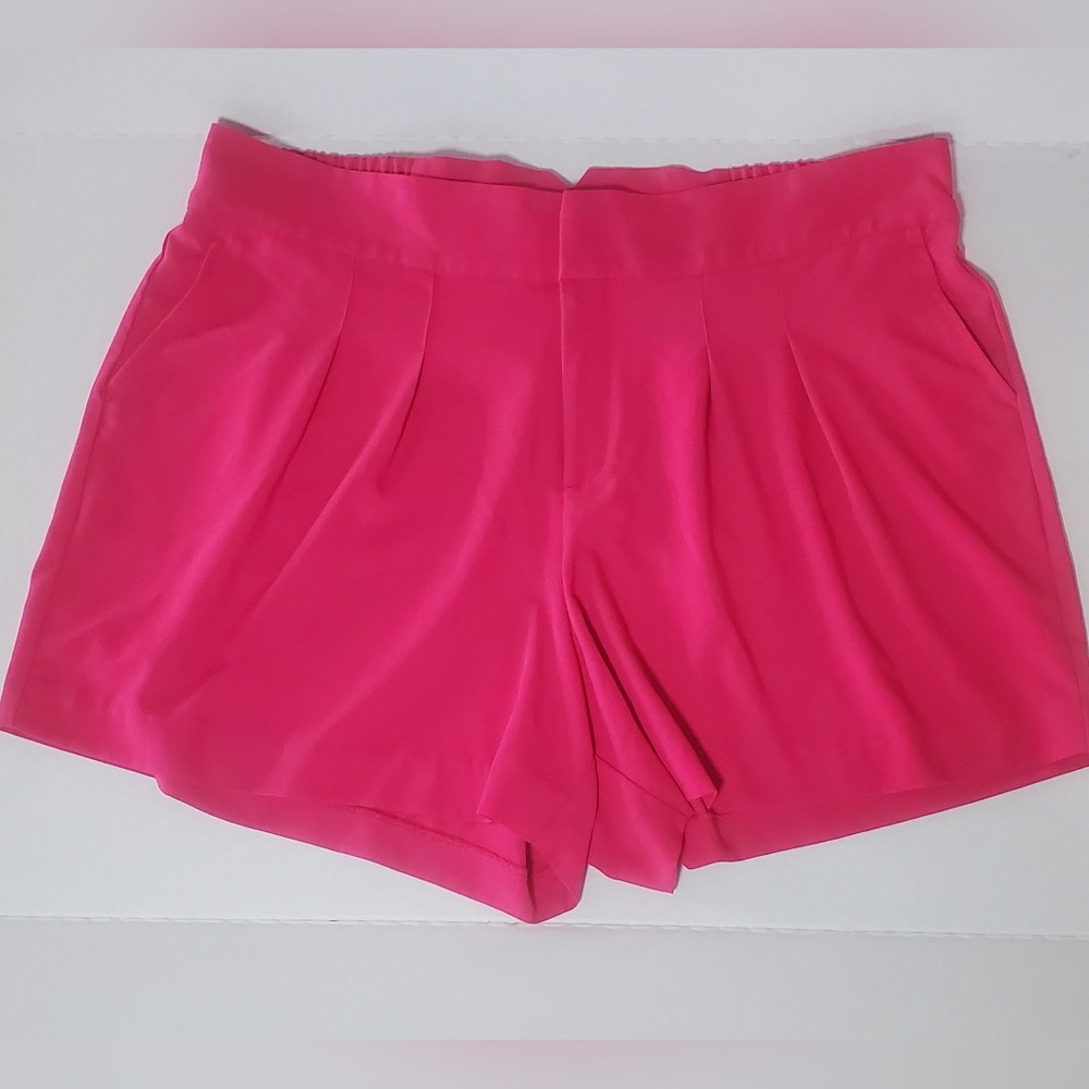 TORRID hot Pink Size 22 Wide Leg Studio Crepe shorts with pockets